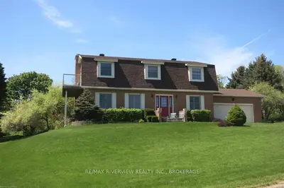 1104 Burnside Drive, Elizabethtown-kitley, On K6v 5t1