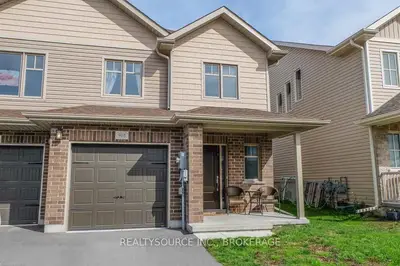 908 Blossom Street, Kingston, On K7p 0n2