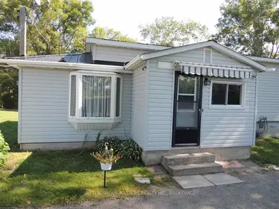 503 Lower Oak Leaf Road, Leeds And The Thousand Islands, On K0e 1b0