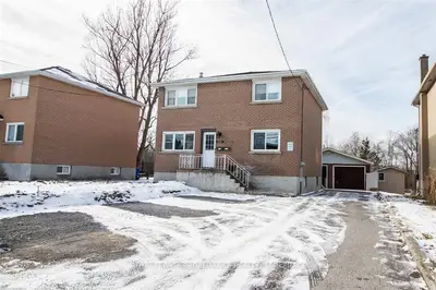 1020 Portsmouth Avenue, Kingston, On K7m 1y3