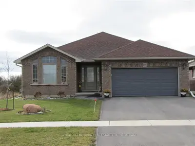 120 Cherrywood Parkway, Greater Napanee, ON K7R 0B1