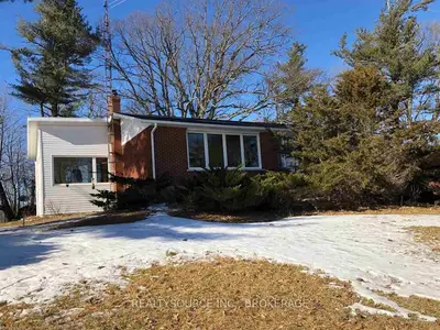 3286 County Road 32, Leeds And The Thousand Islands, On, K0h 2n0