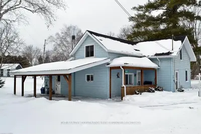 1531 Lake Road, Stone Mills, On K0k 1z0