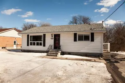 1355 Montreal Street, Kingston, On K7k 3l7