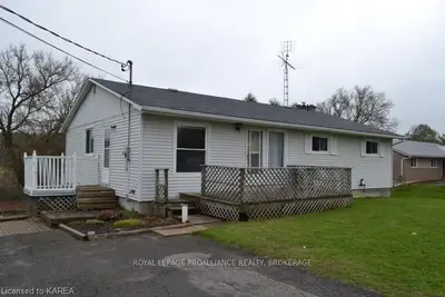 71 Main Street W, Elizabethtown-kitley, On K0e 1m0