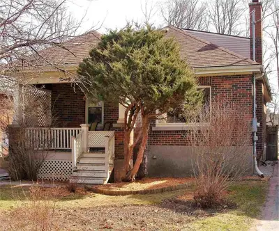 92 Dundas Street, Kingston, On K7l 1n6