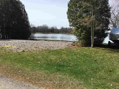 25 Narrows Lane, Leeds And The Thousand Islands, On K0e 1l0