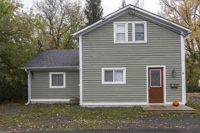 6 Water Street, Stone Mills, On K0k 2s0