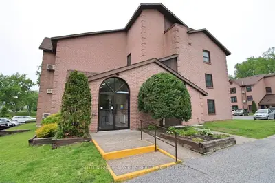 9 Centre Street 107, Greater Napanee, ON K7R 3X3