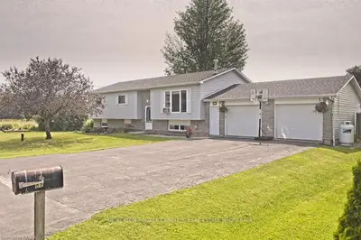 88 Kyes Road, Front Of Leeds & Seeleys Bay, On K0e 1l0