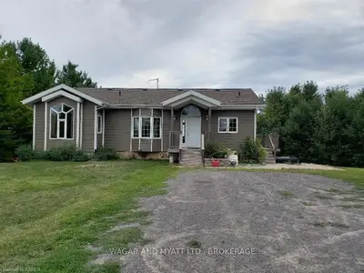 6049 County Road 9, Greater Napanee, On, K7r 3k8