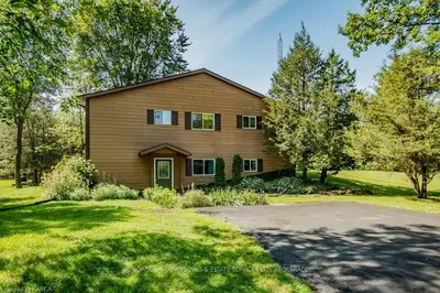 134 Sunnyside Road, Rideau Lakes, On K0g 1x0