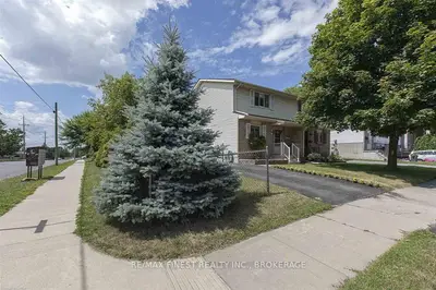2 Trillium Court, Kingston, On K7k 6w9