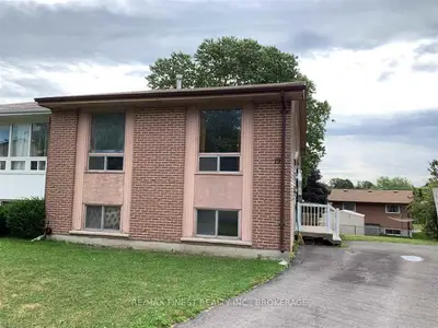 19 Camden Court, Kingston, On K7k 5w6
