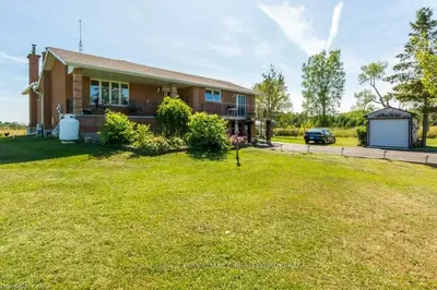 3213-3235 Burbrook Road, Kingston, ON K0H 2X0