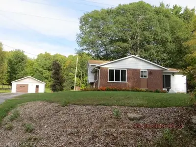 680 JONES FALLS Road, Rideau Lakes, ON K0G 1E0