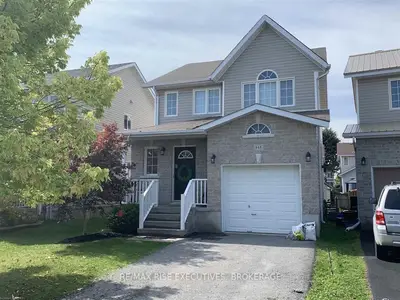 948 Bluffwood Avenue, Kingston, ON K7K 7K5