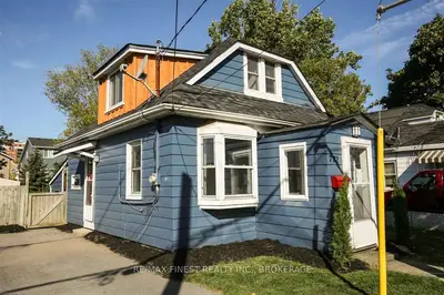 772 Victoria Street, Kingston, On K7k 4t1
