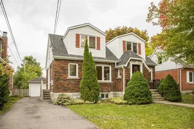 566 Earl Street, Kingston, On K7l 2k4