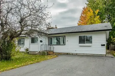 11 Evelyn Street, Kingston, On K7m 4r6