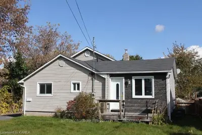365 VICTORIA Avenue, Gananoque, ON K7G 2S5