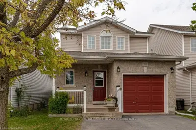 998 Bluffwood Avenue, Kingston, ON K7K 7K6