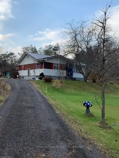 2958 County Road 6, Stone Mills, On, K0k 3n0