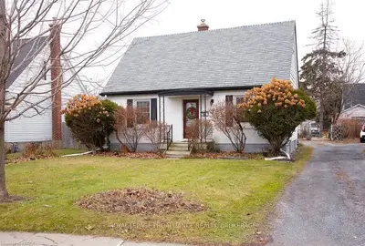 96 Helen Street, Kingston, ON K7L 4P3