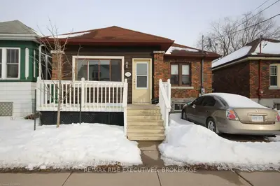 139 Toronto Street, Kingston, ON K7L 4A8