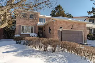 934 Cresthill Street, Kingston, On K7p 1h7
