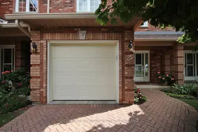 1098 King Street 25, Kingston, On K7m 8j2