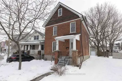 184 York Street, Kingston, On K7k 1r4