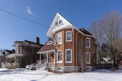 107 Dundas Street West, Greater Napanee, On, K7r 1z9