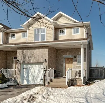 990 Swanfield Street, Kingston, On K7m 0a6