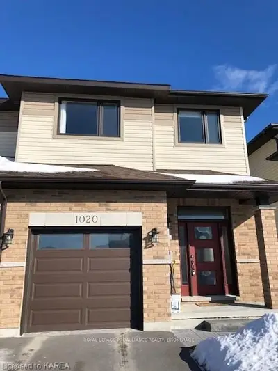 1020 Rosanna Avenue, Kingston, On K7p 0n2