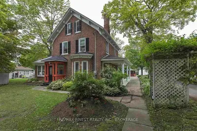 260 King Street, Gananoque, ON K7G 2G6