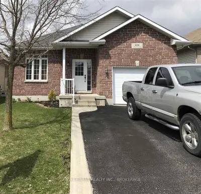 428 Maureen Street, Kingston, On K7k 7m1