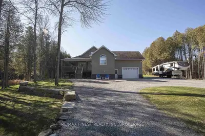 658 Shannon Road, Tyendinaga, On K0k 2v0