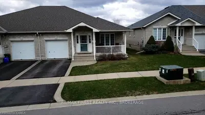 92 Ellesmeer Avenue, Kingston, On K7p 3h9