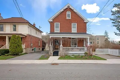 43 Ellerbeck Street, Kingston, On, K7l 4h5