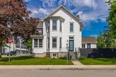 204 Brock Street, Gananoque, ON, K7G 1K4