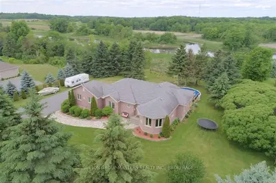 108 Gray Rock Crescent, Front Of Leeds & Seeleys Bay, On K7g 2v4