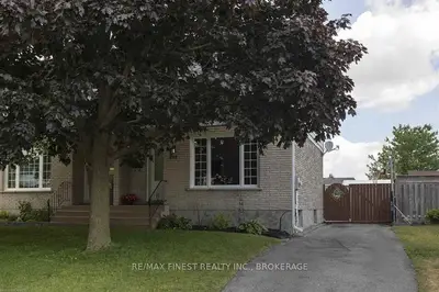 1014 Sprucewood Crescent, Kingston, On K7p 1n1