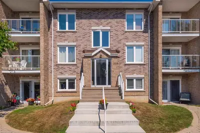 225 Oak Street 2303, Gananoque, On K7g 2r5