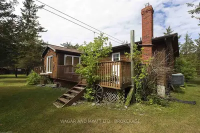 1760 South Shore Road, Greater Napanee, On K7r 3k7