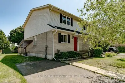 1046 Redwood Crescent, Kingston, On K7p 1y9