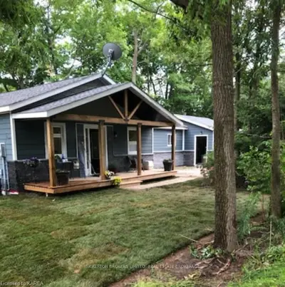 469 Marble Rock Road, Front Of Leeds & Seeleys Bay, On K7g 2v4
