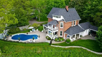 65 Church Street, Gananoque, On K7g 2m9