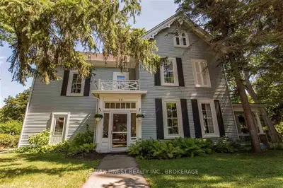 59 Church Street, Gananoque, ON K7G 2M9