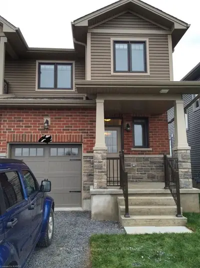 108 Dr. Richard James Crescent, Loyalist, On, K0h 1g0
